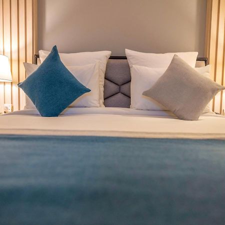 Enala Hotel Apartments - Tabuk ตะบูก ภายนอก รูปภาพ