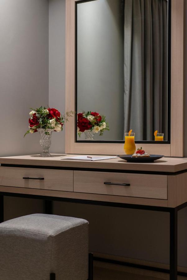 Enala Hotel Apartments - Tabuk ตะบูก ภายนอก รูปภาพ