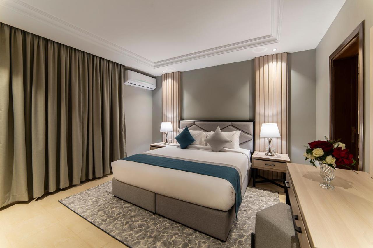 Enala Hotel Apartments - Tabuk ตะบูก ภายนอก รูปภาพ