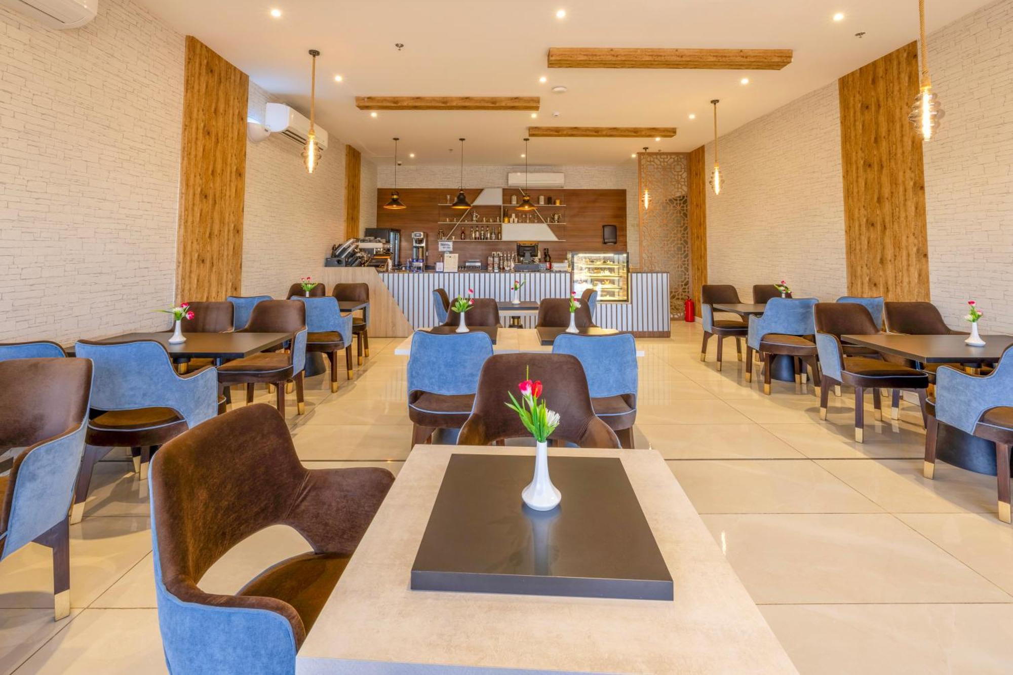 Enala Hotel Apartments - Tabuk ตะบูก ภายนอก รูปภาพ