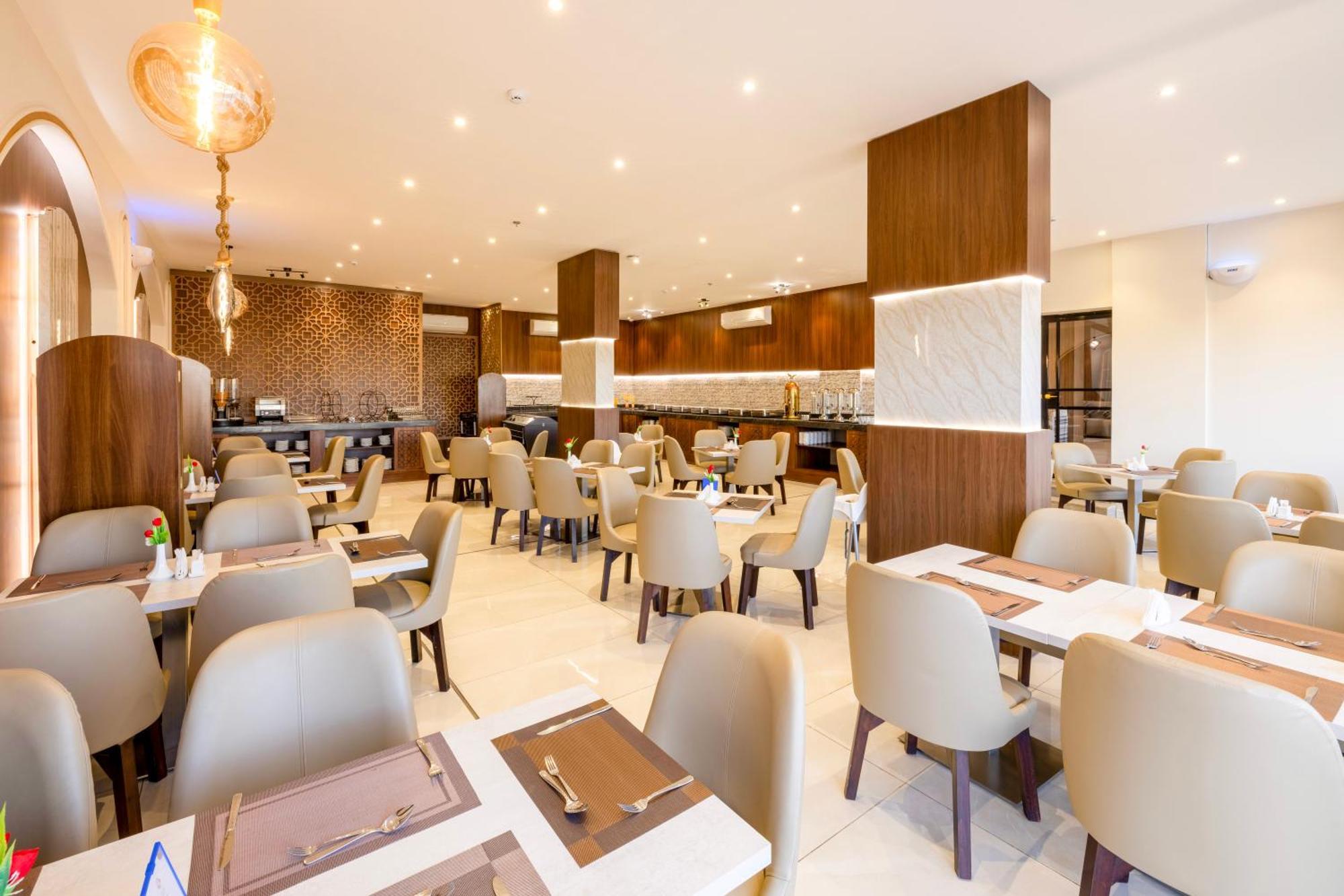 Enala Hotel Apartments - Tabuk ตะบูก ภายนอก รูปภาพ